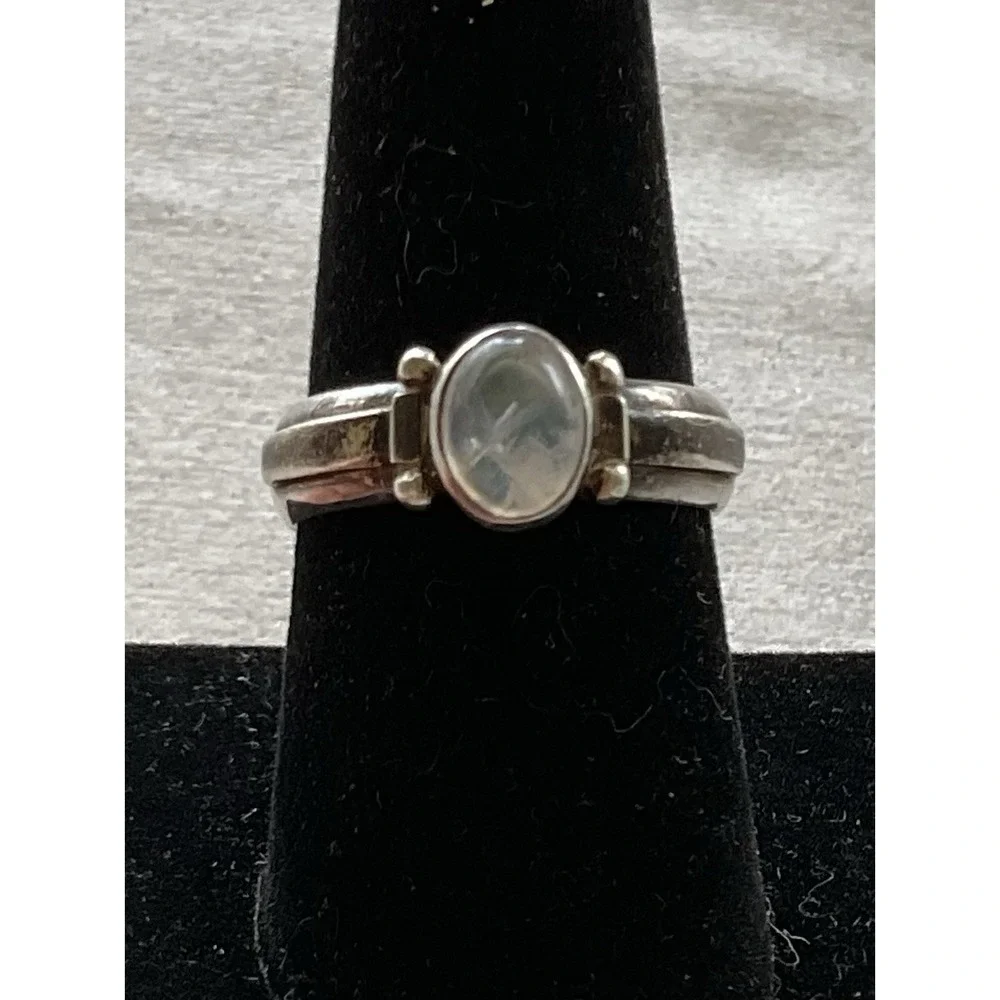 Vintage 925 Sterling Silver Moonstone Ring Size 8 Estate Jewelry